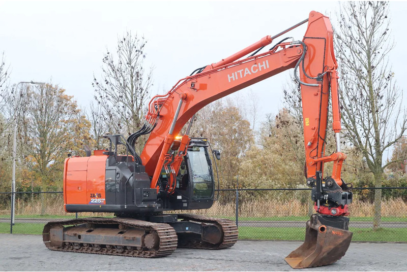 Hitachi ZX225 USRLC-6 | ROTOTILT | 3X BUCKET | TOPCON 3D MC GPS - Escavatore cingolato: foto 5 Hitachi ZX225 USRLC-6 | ROTOTILT | 3X BUCKET | TOPCON 3D MC GPS - Escavatore cingolato: foto 5