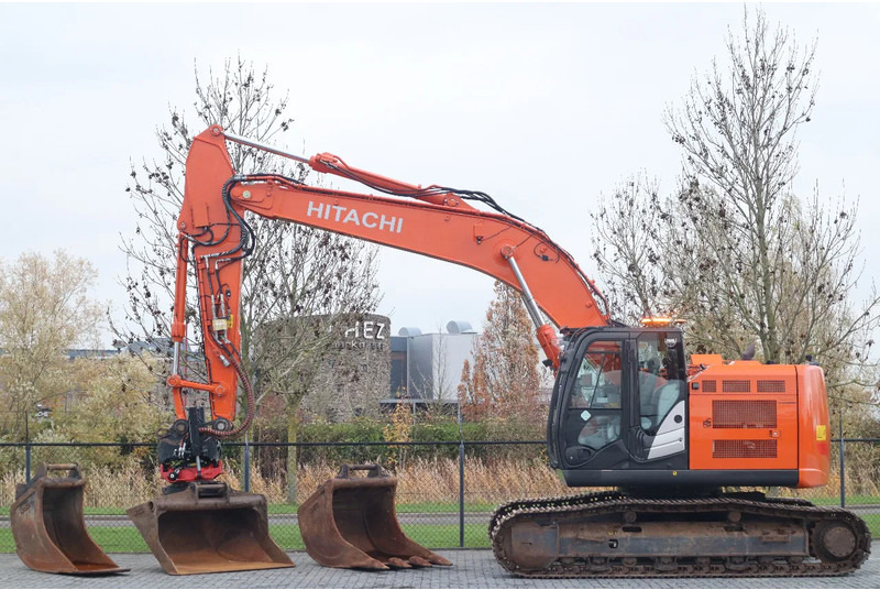 Hitachi ZX225 USRLC-6 | ROTOTILT | 3X BUCKET | TOPCON 3D MC GPS - Escavatore cingolato: foto 1 Hitachi ZX225 USRLC-6 | ROTOTILT | 3X BUCKET | TOPCON 3D MC GPS - Escavatore cingolato: foto 1