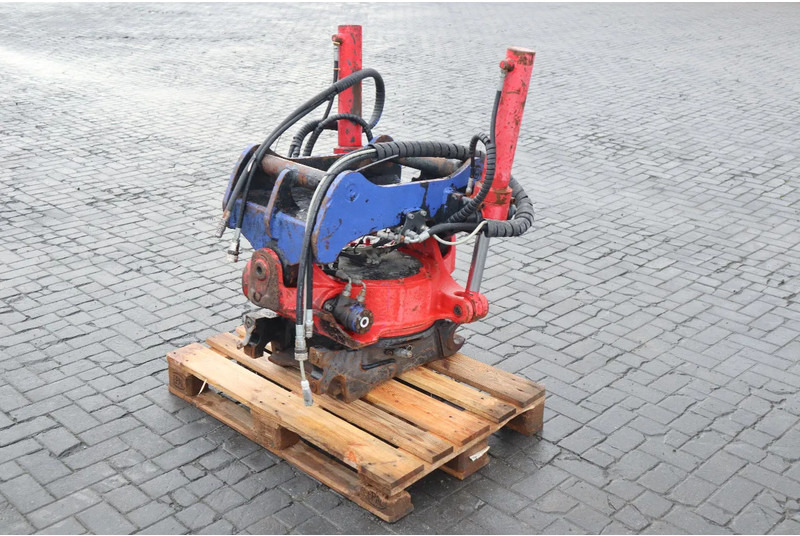 INDEXATOR ROTOTILT RT80 | TILTROTATOR | S70 - Tiltrotator per Macchina da cantiere: foto 1 INDEXATOR ROTOTILT RT80 | TILTROTATOR | S70 - Tiltrotator per Macchina da cantiere: foto 1