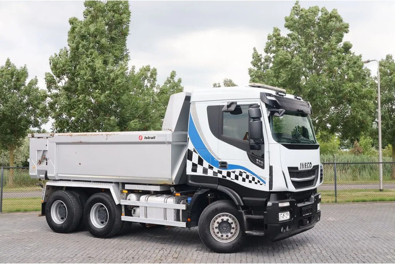 Iveco Stralis X-WAY 570 6X4 FULL STEEL BIG AXLES RETARDER EURO 6 - Autocarro ribaltabile: foto 5 Iveco Stralis X-WAY 570 6X4 FULL STEEL BIG AXLES RETARDER EURO 6 - Autocarro ribaltabile: foto 5