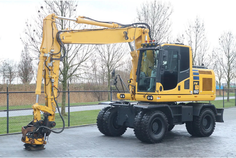 Komatsu PW 160-10 | ROTOTILT | NEW TIRES - Escavatore gommato: foto 2 Komatsu PW 160-10 | ROTOTILT | NEW TIRES - Escavatore gommato: foto 2