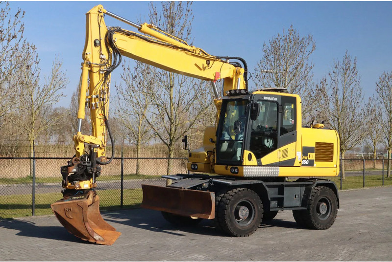 Komatsu PW160-11 | ENGCON TILTROTATOR | BUCKET | TRAILER HYDR. - Escavatore gommato: foto 2 Komatsu PW160-11 | ENGCON TILTROTATOR | BUCKET | TRAILER HYDR. - Escavatore gommato: foto 2
