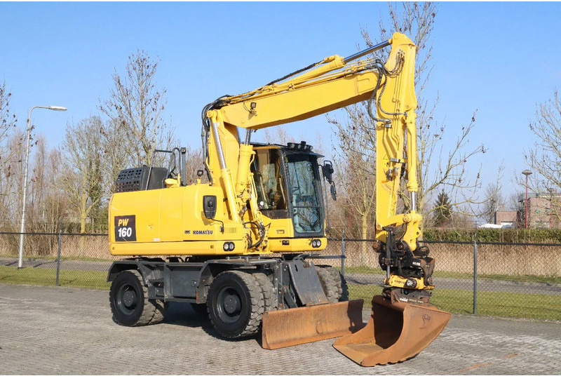 Komatsu PW160-11 | ENGCON TILTROTATOR | BUCKET | TRAILER HYDR. - Escavatore gommato: foto 5 Komatsu PW160-11 | ENGCON TILTROTATOR | BUCKET | TRAILER HYDR. - Escavatore gommato: foto 5
