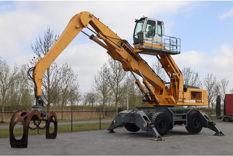 Liebherr A944 C HD | LOG GRAPPLE | HOLZGREIFER | TIMBER - Escavatore per movimentazione: foto 2 Liebherr A944 C HD | LOG GRAPPLE | HOLZGREIFER | TIMBER - Escavatore per movimentazione: foto 2