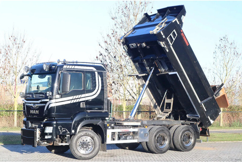 MAN TGS 26.500 | 6X6 | HYDRODRIVE | BIG AXLES | EURO 6 - Autocarro ribaltabile: foto 1 MAN TGS 26.500 | 6X6 | HYDRODRIVE | BIG AXLES | EURO 6 - Autocarro ribaltabile: foto 1