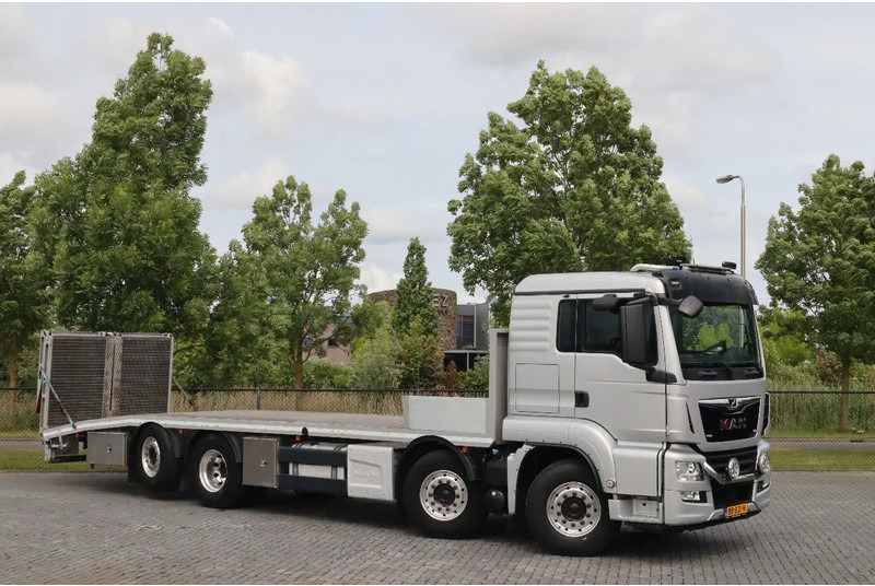 MAN TGS 35.500 8X2*4 | MACHINE TRANSPORT | MASCHINEN | WINCH | REMOTE - Autocarro trasporto automezzi: foto 3 MAN TGS 35.500 8X2*4 | MACHINE TRANSPORT | MASCHINEN | WINCH | REMOTE - Autocarro trasporto automezzi: foto 3