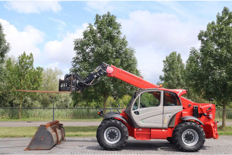Manitou MLT 960 | SWING HYDR. QUICK COUPLER | HYDR. FORKS | BUCKET - Sollevatore telescopico: foto 1 Manitou MLT 960 | SWING HYDR. QUICK COUPLER | HYDR. FORKS | BUCKET - Sollevatore telescopico: foto 1
