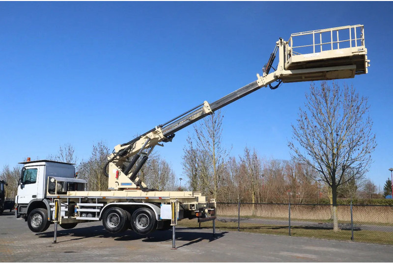 Mercedes-Benz Actros 2636 6X4 | TUNNEL PLATFORM | REMOTE DRIVING - Camion con gru: foto 2 Mercedes-Benz Actros 2636 6X4 | TUNNEL PLATFORM | REMOTE DRIVING - Camion con gru: foto 2