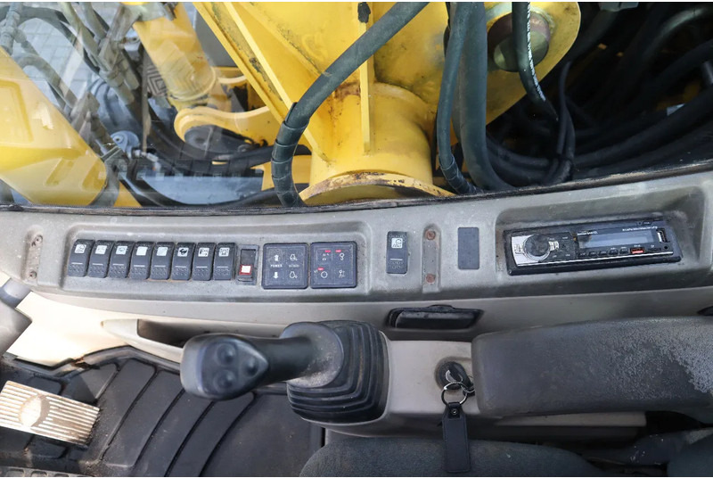 Leasing di New Holland MH CITY | TILT BUCKET | QUICK COUPLER | DOZER BLADE New Holland MH CITY | TILT BUCKET | QUICK COUPLER | DOZER BLADE: foto 18 Leasing di New Holland MH CITY | TILT BUCKET | QUICK COUPLER | DOZER BLADE New Holland MH CITY | TILT BUCKET | QUICK COUPLER | DOZER BLADE: foto 18