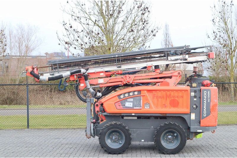 Leasing di Sandvik COMMANDO DC130 Ri | SURFACE DRILLING RIG | REMOTE Sandvik COMMANDO DC130 Ri | SURFACE DRILLING RIG | REMOTE: foto 7 Leasing di Sandvik COMMANDO DC130 Ri | SURFACE DRILLING RIG | REMOTE Sandvik COMMANDO DC130 Ri | SURFACE DRILLING RIG | REMOTE: foto 7