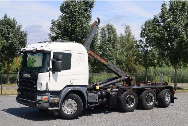 Scania P124-420 | 8X4 | HOOKLIFT | MANUAL | BIG AXLES | EURO 3 - Autocarro scarrabile: foto 1 Scania P124-420 | 8X4 | HOOKLIFT | MANUAL | BIG AXLES | EURO 3 - Autocarro scarrabile: foto 1