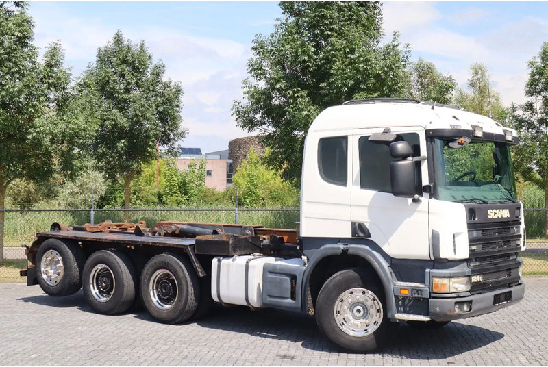 Scania P124-420 | 8X4 | HOOKLIFT | MANUAL | BIG AXLES | EURO 3 - Autocarro scarrabile: foto 3 Scania P124-420 | 8X4 | HOOKLIFT | MANUAL | BIG AXLES | EURO 3 - Autocarro scarrabile: foto 3