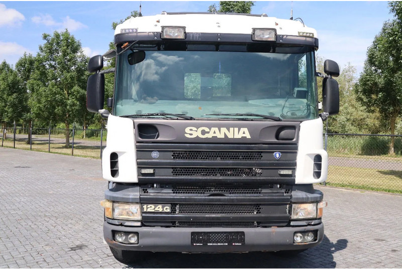 Scania P124-420 | 8X4 | HOOKLIFT | MANUAL | BIG AXLES | EURO 3 - Autocarro scarrabile: foto 2 Scania P124-420 | 8X4 | HOOKLIFT | MANUAL | BIG AXLES | EURO 3 - Autocarro scarrabile: foto 2