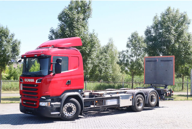 Scania R580 V8 | 6X2 | BDF | RETARDER | TAILLIFT | EURO 6 - Autocarro portacontainer/ Caisse interchangeable: foto 1 Scania R580 V8 | 6X2 | BDF | RETARDER | TAILLIFT | EURO 6 - Autocarro portacontainer/ Caisse interchangeable: foto 1