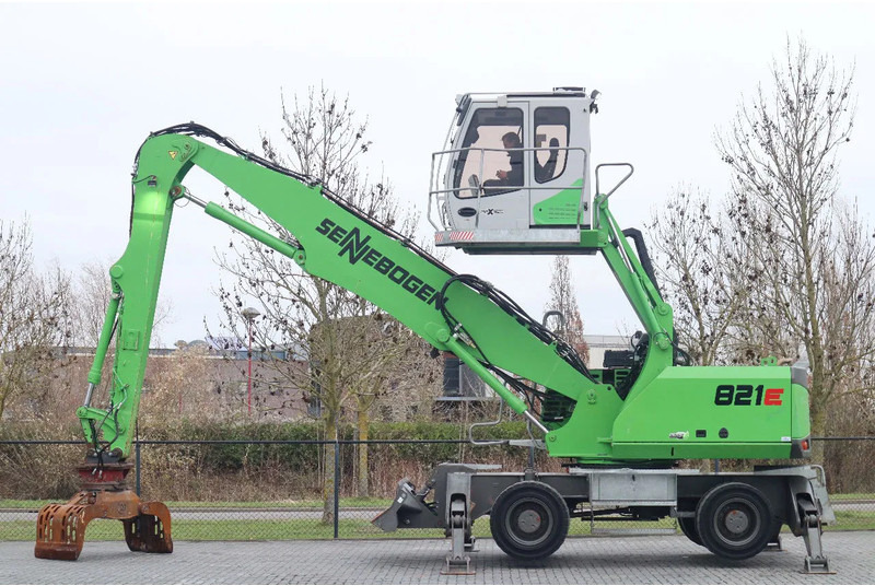 Sennebogen 821E | 821 E | SORTING GRAB | DOZERBLADE | GREAT CONDITION - Escavatore gommato: foto 1 Sennebogen 821E | 821 E | SORTING GRAB | DOZERBLADE | GREAT CONDITION - Escavatore gommato: foto 1