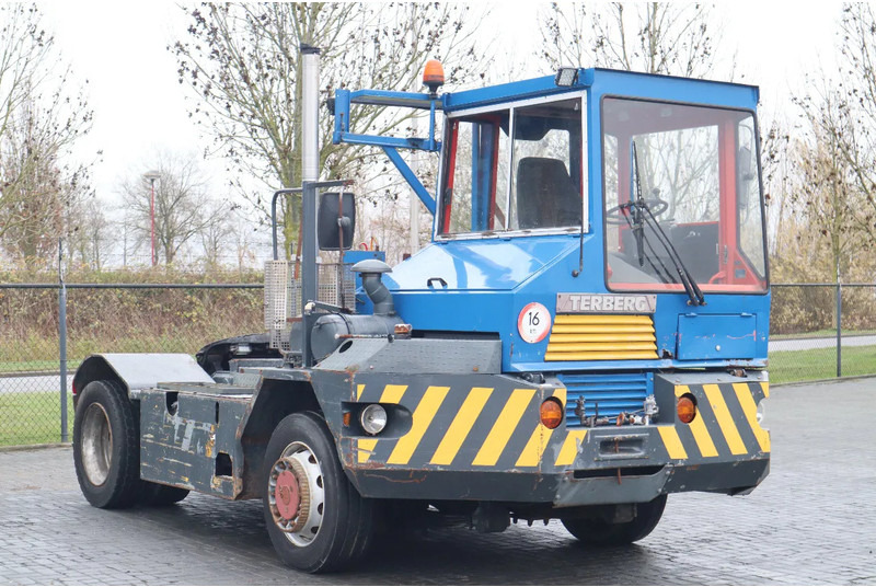 Terberg RT 20 | 4X4 | TERMINAL TRACTOR | DUTCH REG. - Trattore terminale: foto 5 Terberg RT 20 | 4X4 | TERMINAL TRACTOR | DUTCH REG. - Trattore terminale: foto 5