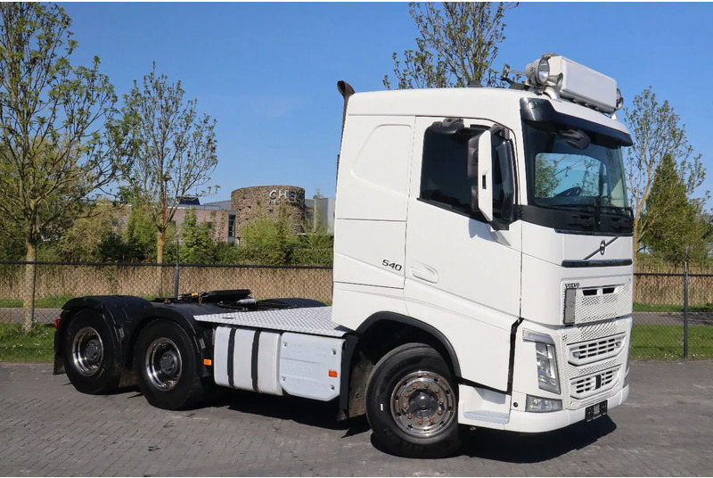 Volvo FH 13.540 6X4 | TANDEM LIFT | RETARDER | BIG AXLES | HYDR. | EURO 6 - Trattore stradale: foto 3 Volvo FH 13.540 6X4 | TANDEM LIFT | RETARDER | BIG AXLES | HYDR. | EURO 6 - Trattore stradale: foto 3