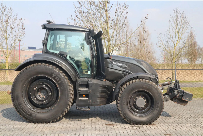 Valtra T234 D UNLIMITED | FRONT PTO | 53 KM/H | FULL OPTION - Trattore: foto 4 Valtra T234 D UNLIMITED | FRONT PTO | 53 KM/H | FULL OPTION - Trattore: foto 4
