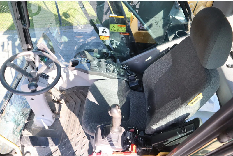 Escavatore per movimentazione Volvo EW160C | EW 160 C | LIFT CAB | DOZERBLADE | QUICK COUPLER: foto 16 Escavatore per movimentazione Volvo EW160C | EW 160 C | LIFT CAB | DOZERBLADE | QUICK COUPLER: foto 16