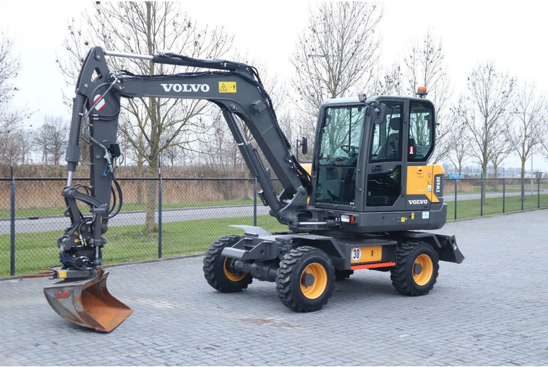 Volvo EW60E | DEMO | 30 KM/H | ROTOTILT + GRIPPER | BUCKET - Escavatore gommato: foto 2 Volvo EW60E | DEMO | 30 KM/H | ROTOTILT + GRIPPER | BUCKET - Escavatore gommato: foto 2