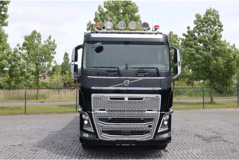 Volvo FH 16.750 | 6X4 | RETARDER | BIG AXLES | EURO 6 - Autocarro ribaltabile: foto 2 Volvo FH 16.750 | 6X4 | RETARDER | BIG AXLES | EURO 6 - Autocarro ribaltabile: foto 2