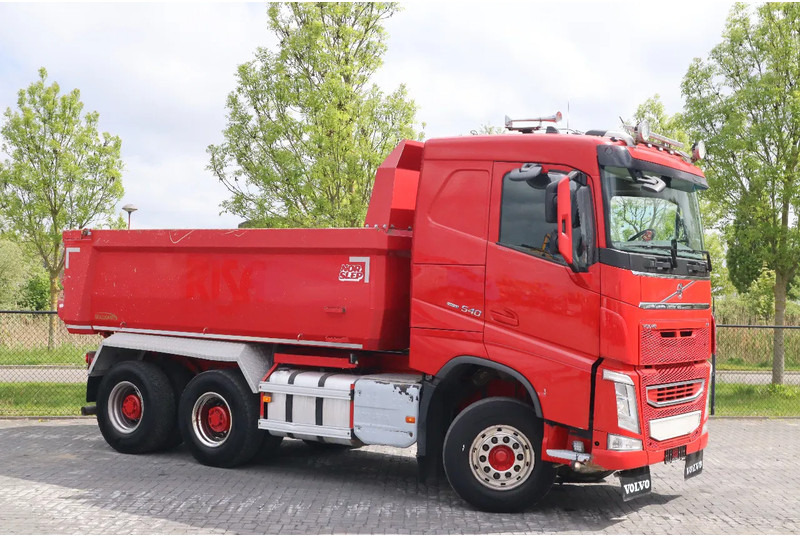 Volvo FH 540 | 6X4 | TANDEMLIFT | BIG AXLES | RETARDER | EURO 6 - Autocarro ribaltabile: foto 3 Volvo FH 540 | 6X4 | TANDEMLIFT | BIG AXLES | RETARDER | EURO 6 - Autocarro ribaltabile: foto 3