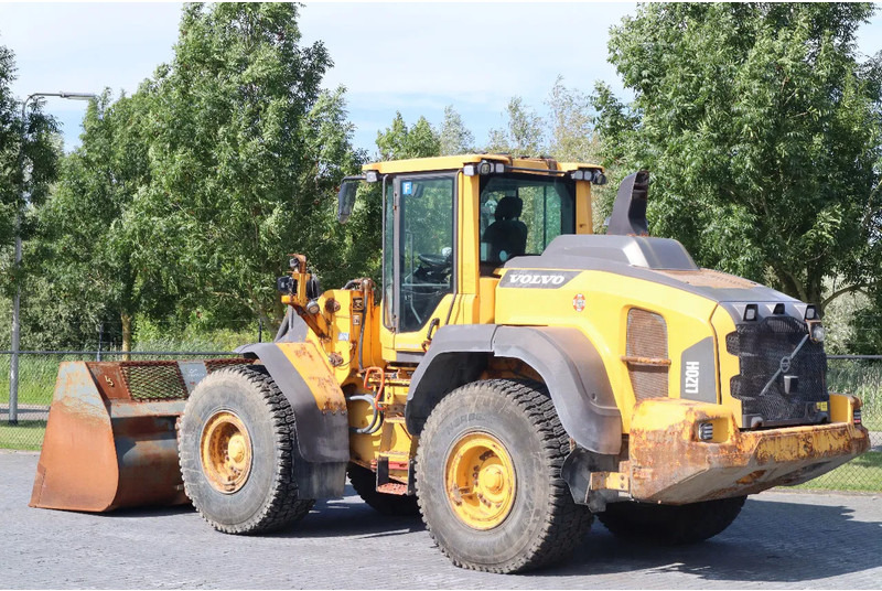 Volvo L120H | CDC | BBS | WEIGHT SYSTEM | QUICK COUPLER | BUCKET - Pala gommata: foto 3 Volvo L120H | CDC | BBS | WEIGHT SYSTEM | QUICK COUPLER | BUCKET - Pala gommata: foto 3