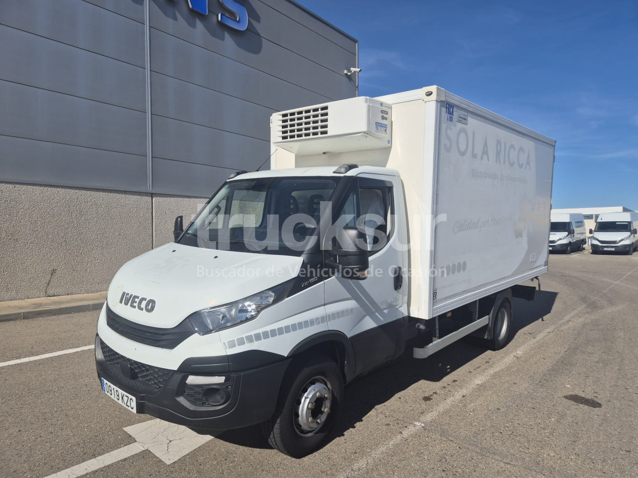 IVECO 72C18 - Autocarro frigorifero: foto 1 IVECO 72C18 - Autocarro frigorifero: foto 1