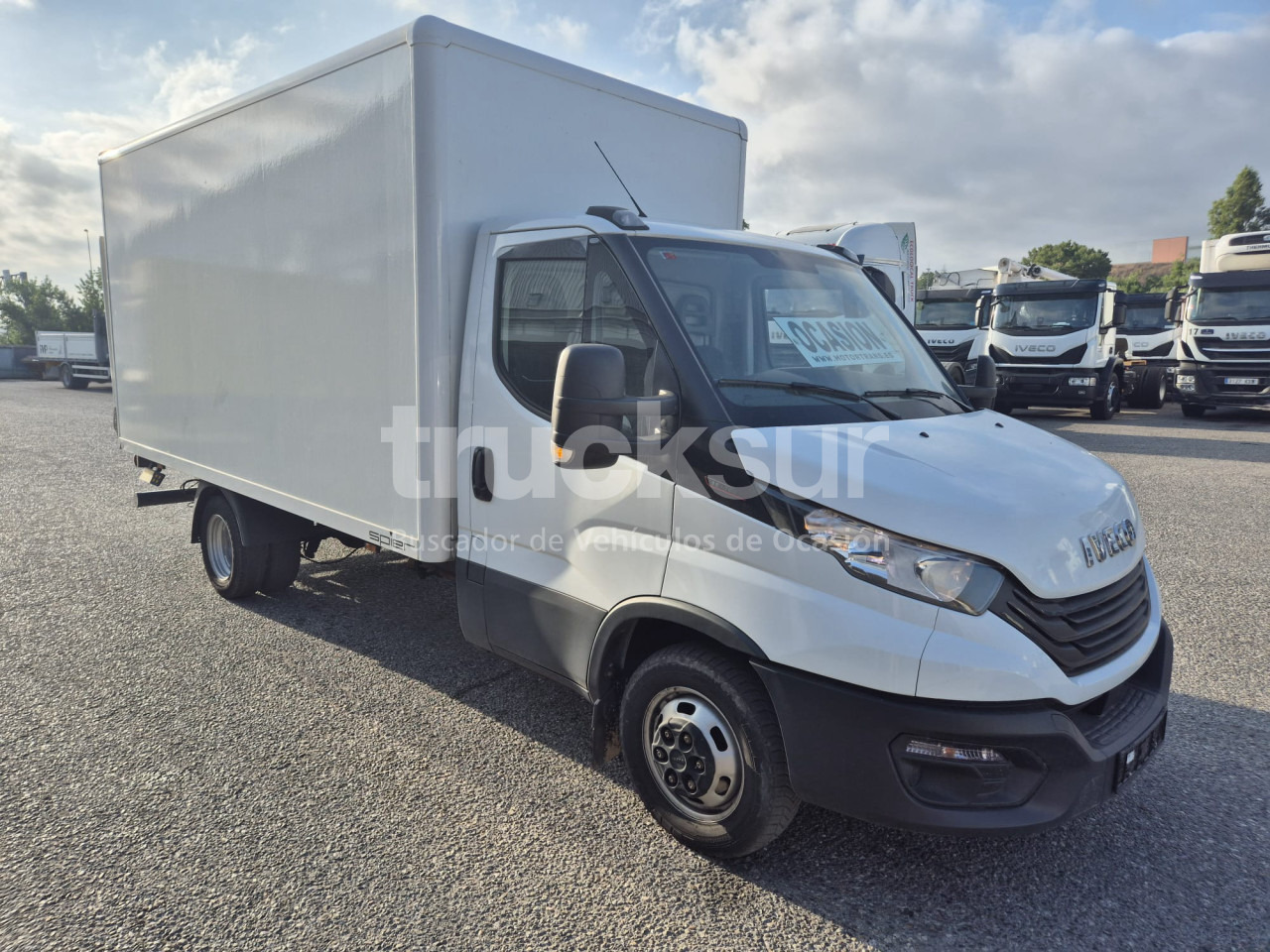 IVECO DAILY 35C16H - Furgone box: foto 2 IVECO DAILY 35C16H - Furgone box: foto 2