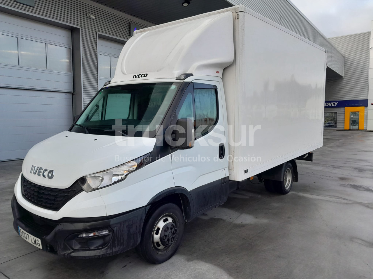 IVECO DAILY 35C16H - Furgone box: foto 1 IVECO DAILY 35C16H - Furgone box: foto 1