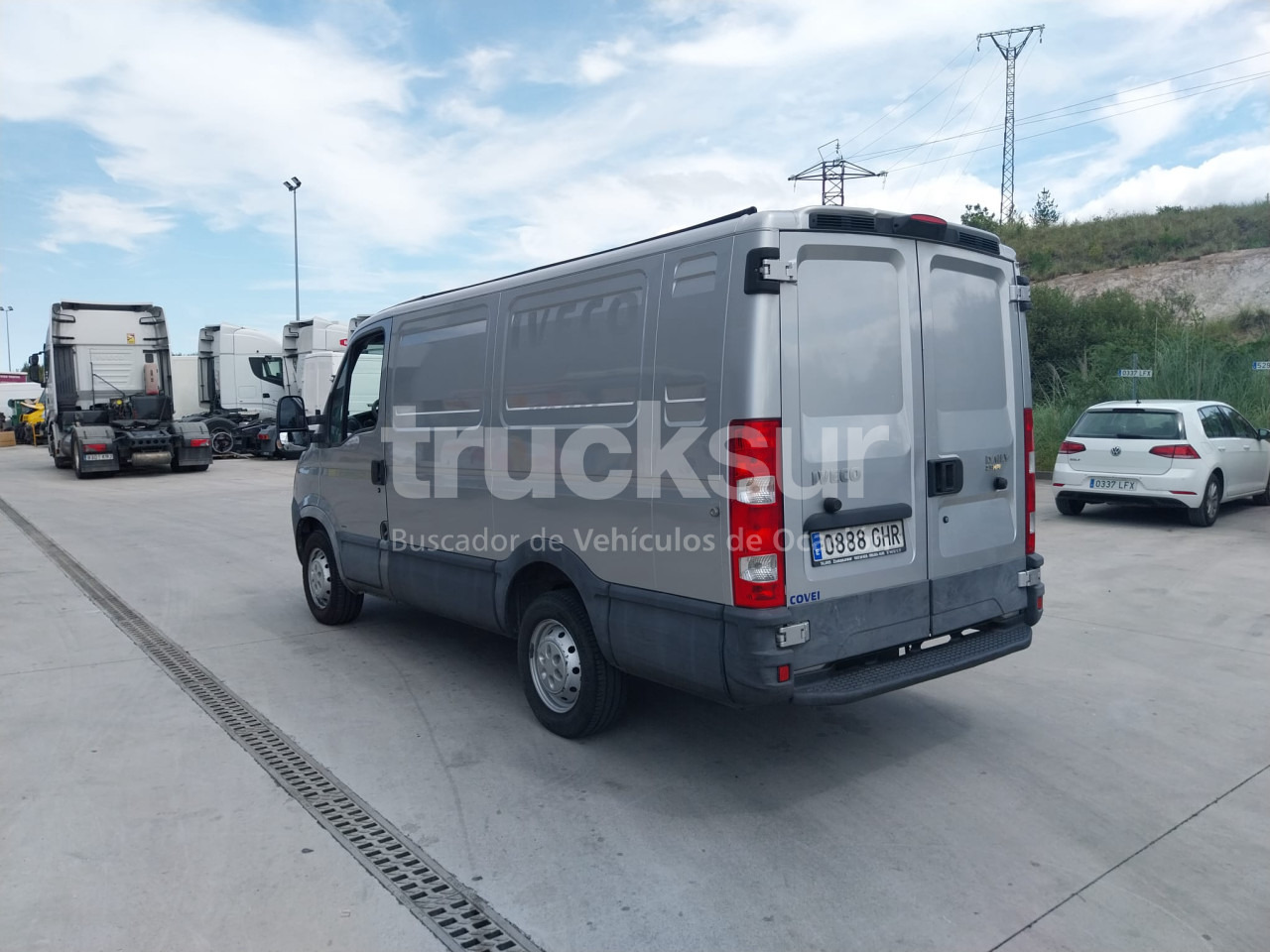 IVECO DAILY 35S12 7M3 - Furgone box: foto 5 IVECO DAILY 35S12 7M3 - Furgone box: foto 5