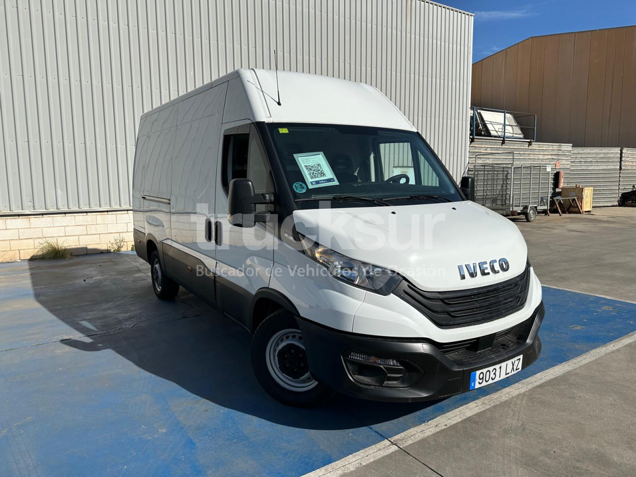 IVECO DAILY 35S16 F 12M3 - Furgone box: foto 2 IVECO DAILY 35S16 F 12M3 - Furgone box: foto 2