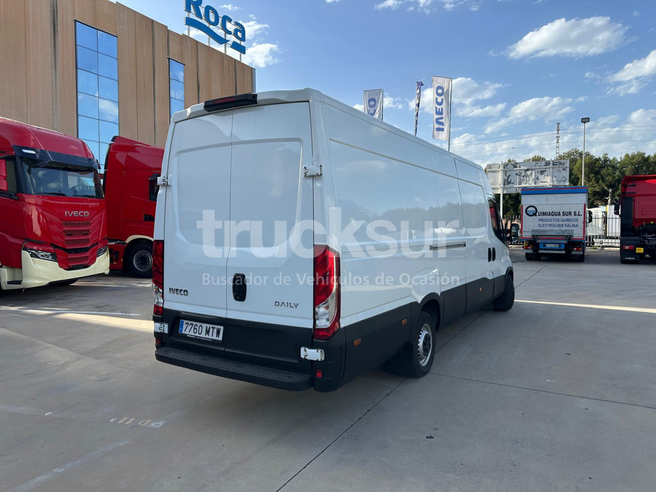 IVECO DAILY 35S16 F 16M3 - Furgone box: foto 4 IVECO DAILY 35S16 F 16M3 - Furgone box: foto 4