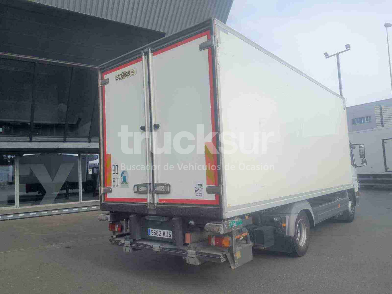 MERCEDES ATEGO FRC - Autocarro furgonato: foto 5 MERCEDES ATEGO FRC - Autocarro furgonato: foto 5