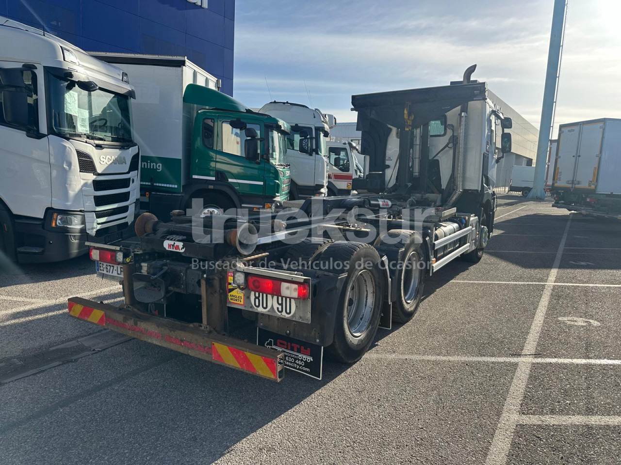 RENAULT C430.26 6X2 - Autocarro scarrabile: foto 5 RENAULT C430.26 6X2 - Autocarro scarrabile: foto 5