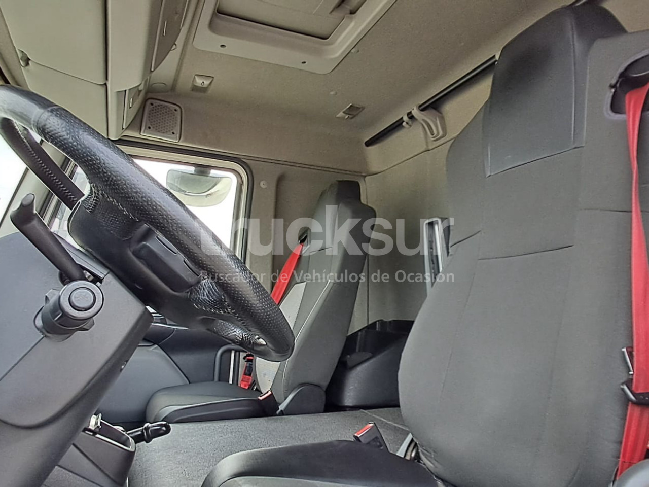 RENAULT D12.240 - Autocarro furgonato: foto 5 RENAULT D12.240 - Autocarro furgonato: foto 5
