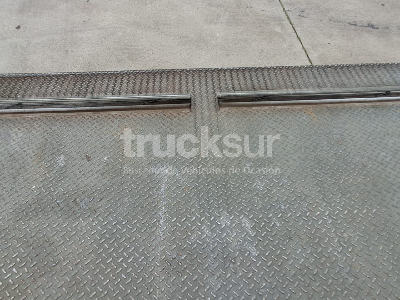 Autocarro furgonato RENAULT D12.240: foto 29