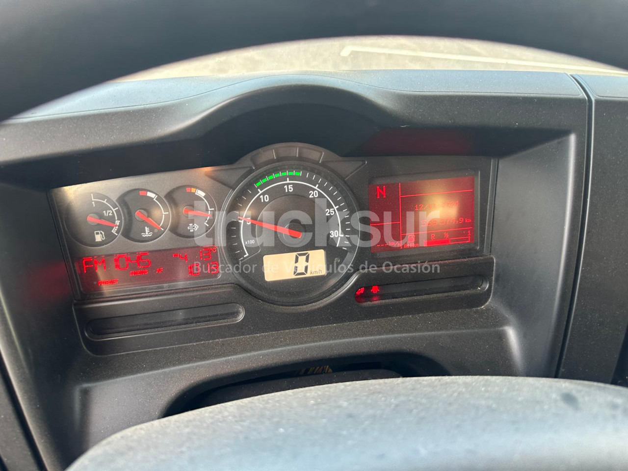 Autocarro frigorifero RENAULT D280: foto 9