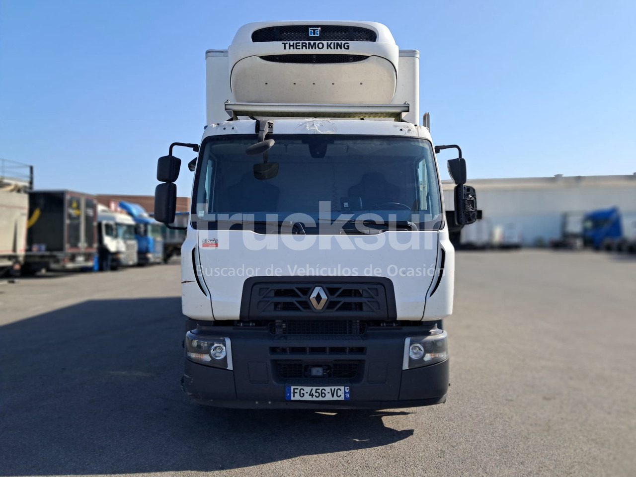 RENAULT D320.18 - Autocarro frigorifero: foto 5 RENAULT D320.18 - Autocarro frigorifero: foto 5