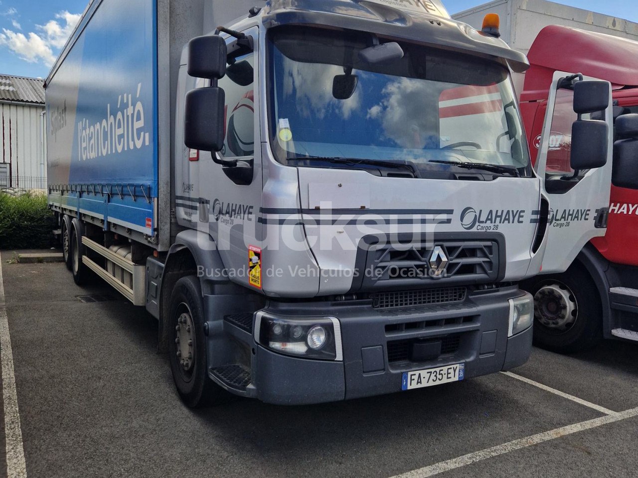 RENAULT D320.26 - Camion centinato: foto 1 RENAULT D320.26 - Camion centinato: foto 1