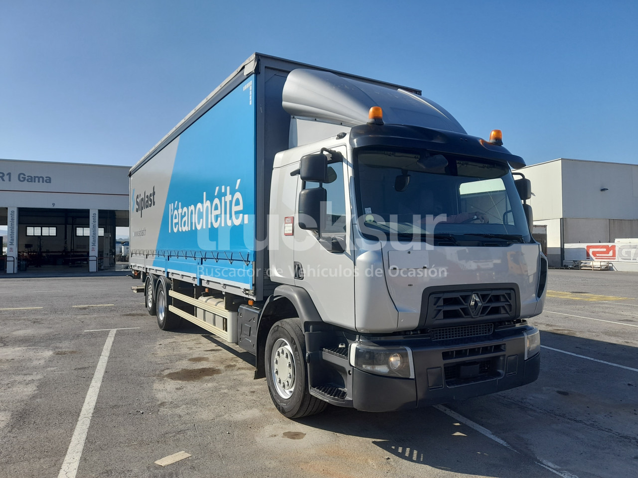 RENAULT D320.26 ejes 6x2*4 - Camion centinato: foto 1 RENAULT D320.26 ejes 6x2*4 - Camion centinato: foto 1