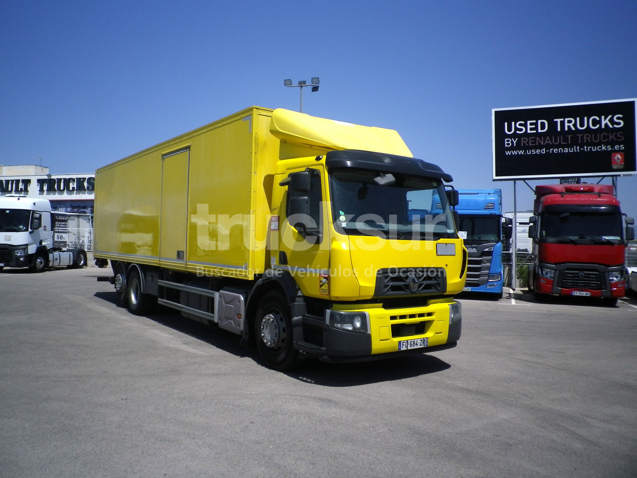 RENAULT D380.26 6X2*4 ejes 6x2*4 - Autocarro furgonato: foto 2 RENAULT D380.26 6X2*4 ejes 6x2*4 - Autocarro furgonato: foto 2