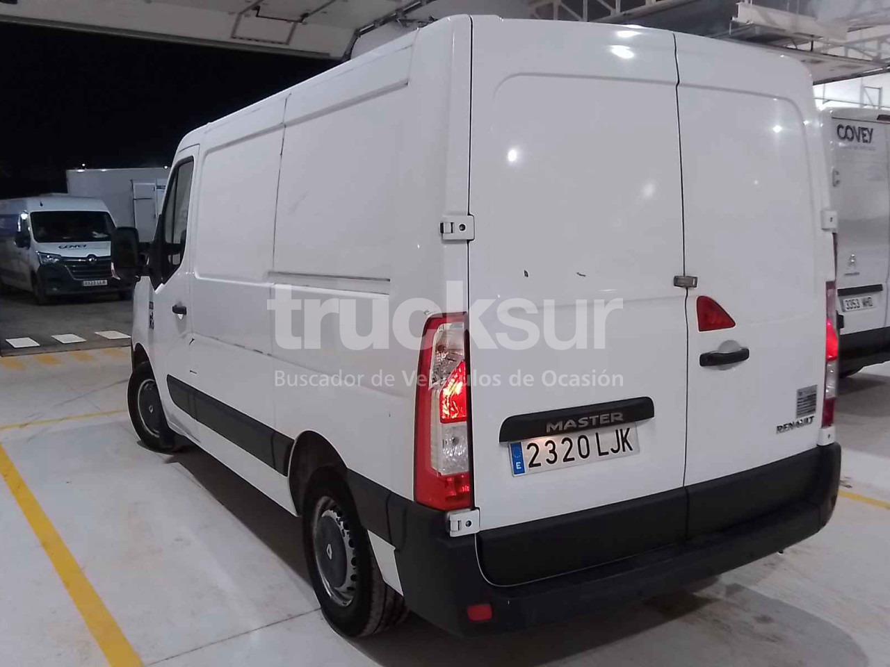 RENAULT MASTER 125.35 - Furgone box: foto 3 RENAULT MASTER 125.35 - Furgone box: foto 3