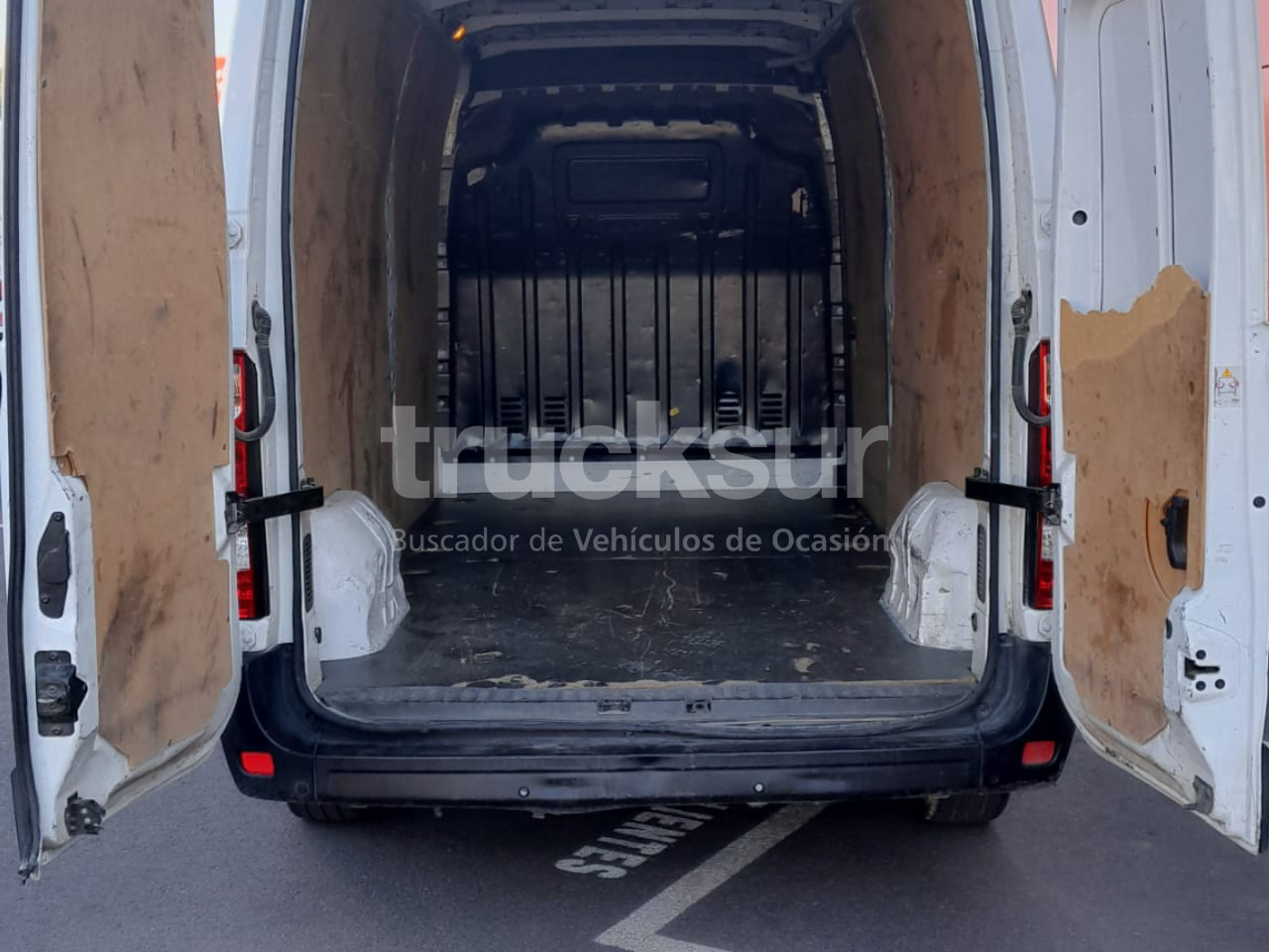 RENAULT MASTER 130.35 L3H2 E6 - Furgone box: foto 5 RENAULT MASTER 130.35 L3H2 E6 - Furgone box: foto 5