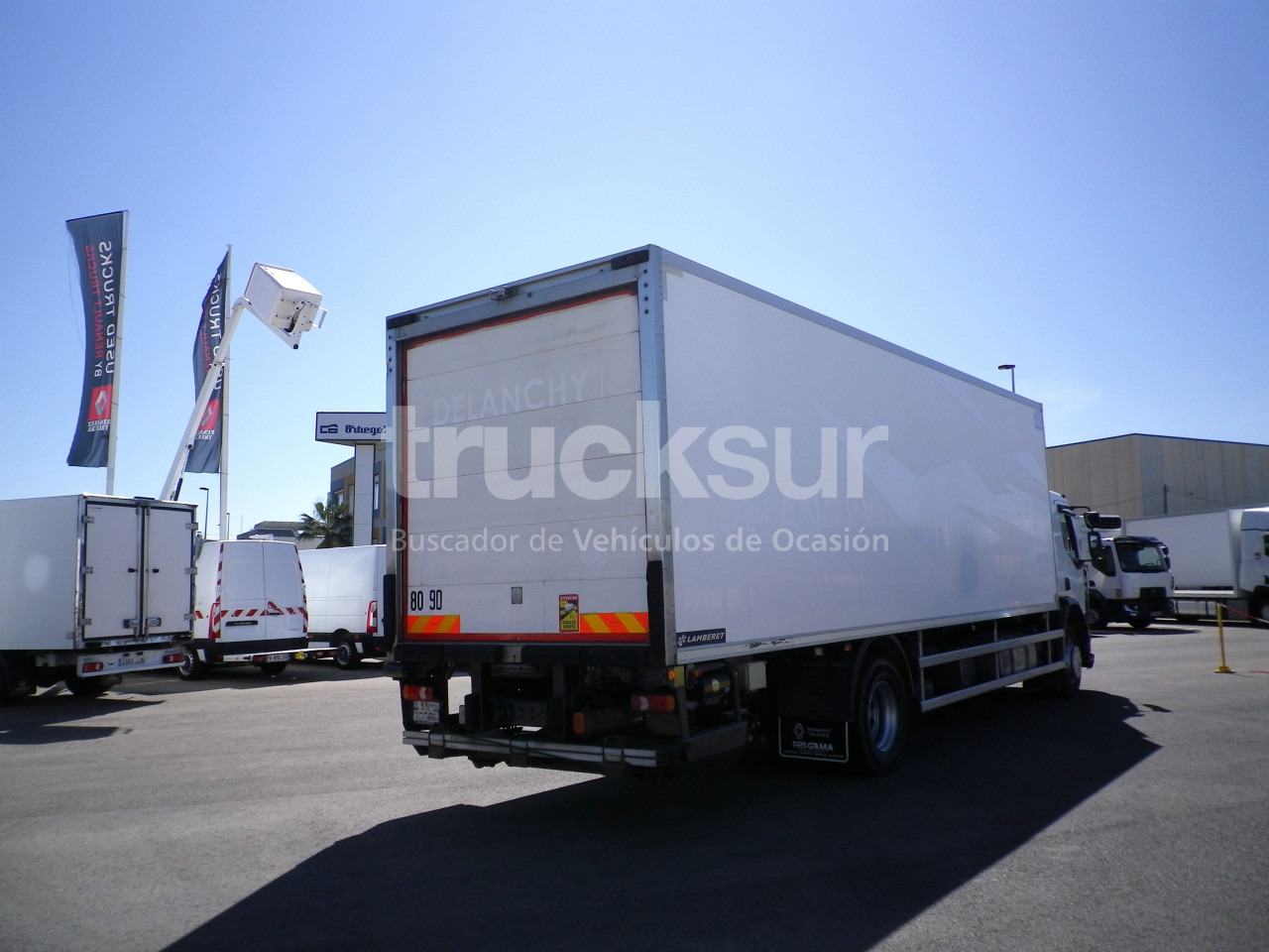 RENAULT PREMIUM 270.18 - Autocarro frigorifero: foto 4 RENAULT PREMIUM 270.18 - Autocarro frigorifero: foto 4