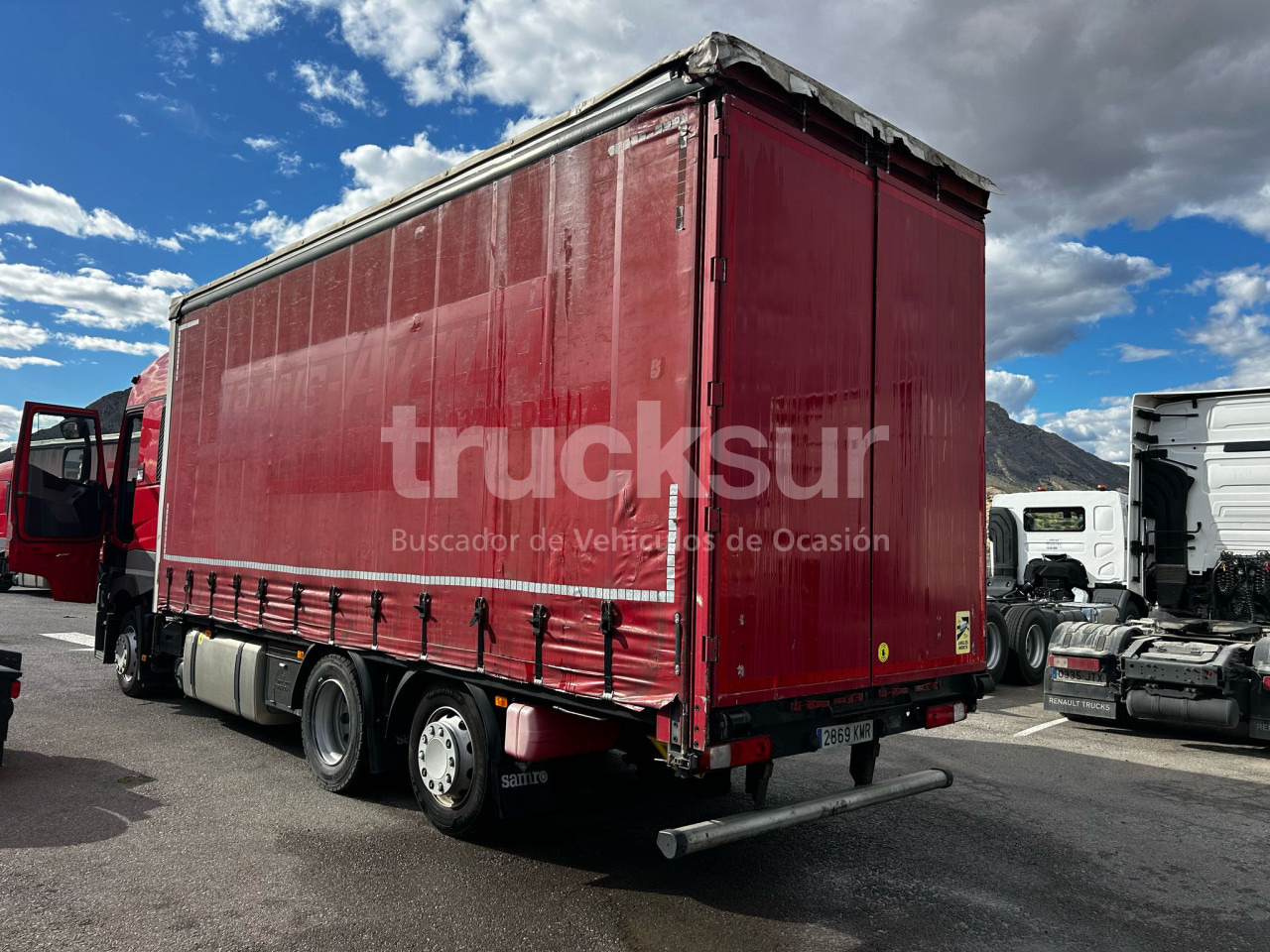 RENAULT T480 HIGH SLEEPER CAB 6X2*4 ejes 6x2*4 - Camion centinato: foto 4 RENAULT T480 HIGH SLEEPER CAB 6X2*4 ejes 6x2*4 - Camion centinato: foto 4
