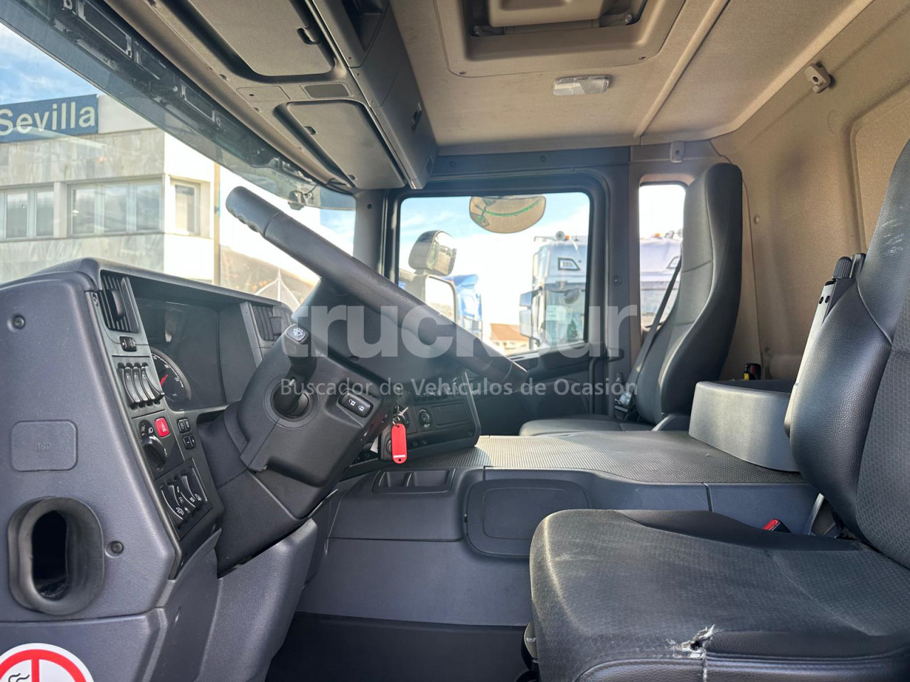 Camion centinato SCANIA P320: foto 22
