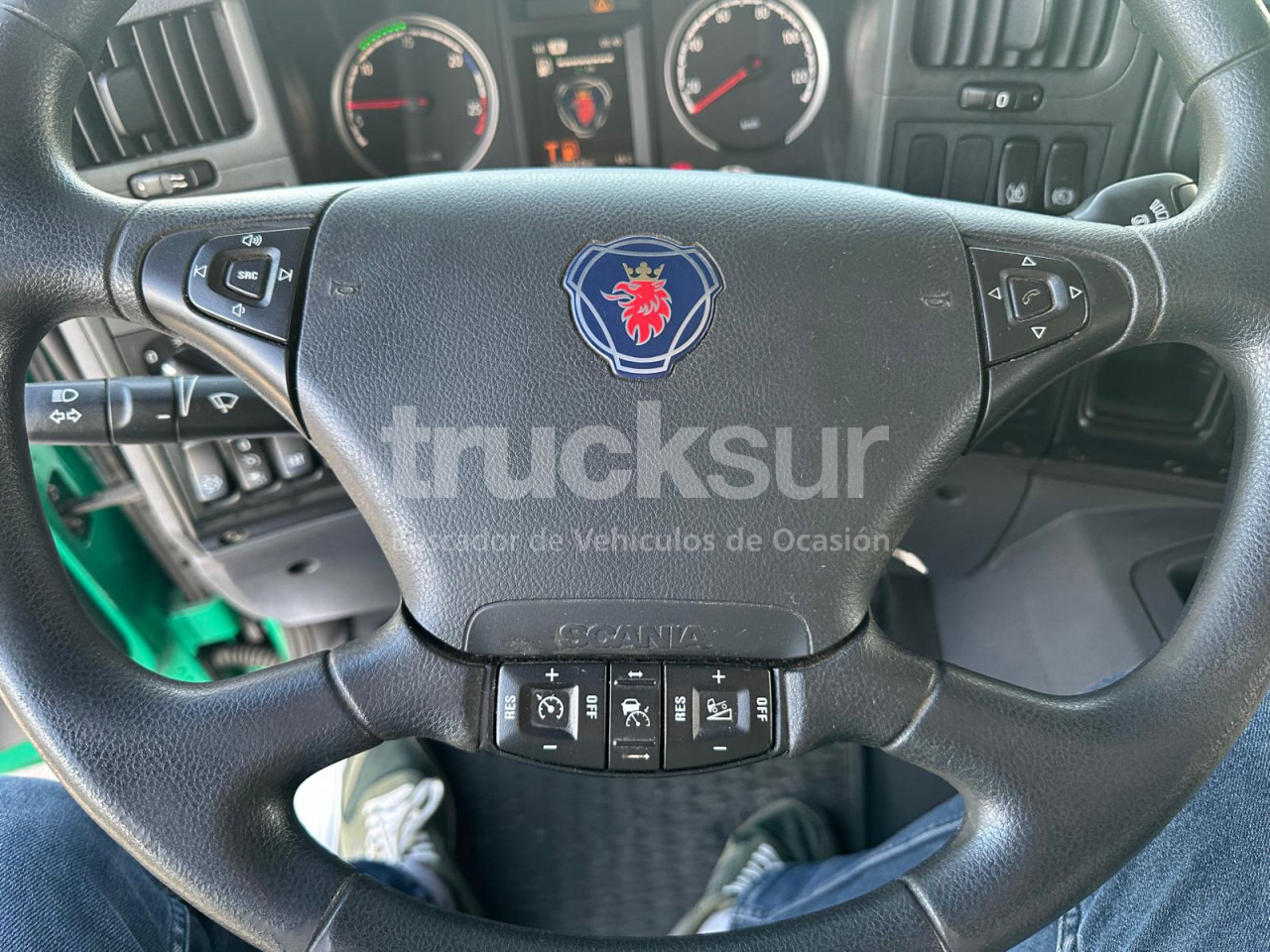 Camion centinato SCANIA P320: foto 25