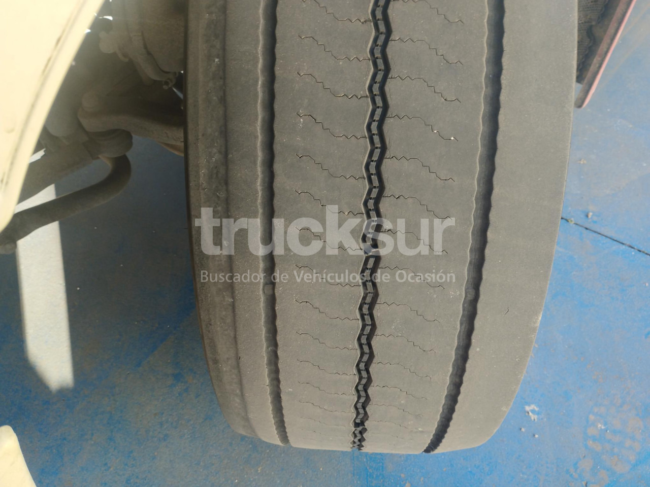 Trattore stradale RENAULT T440: foto 17