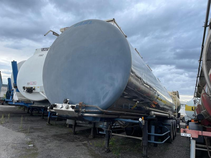 Bsl - Semirimorchio cisterna: foto 2 Bsl - Semirimorchio cisterna: foto 2